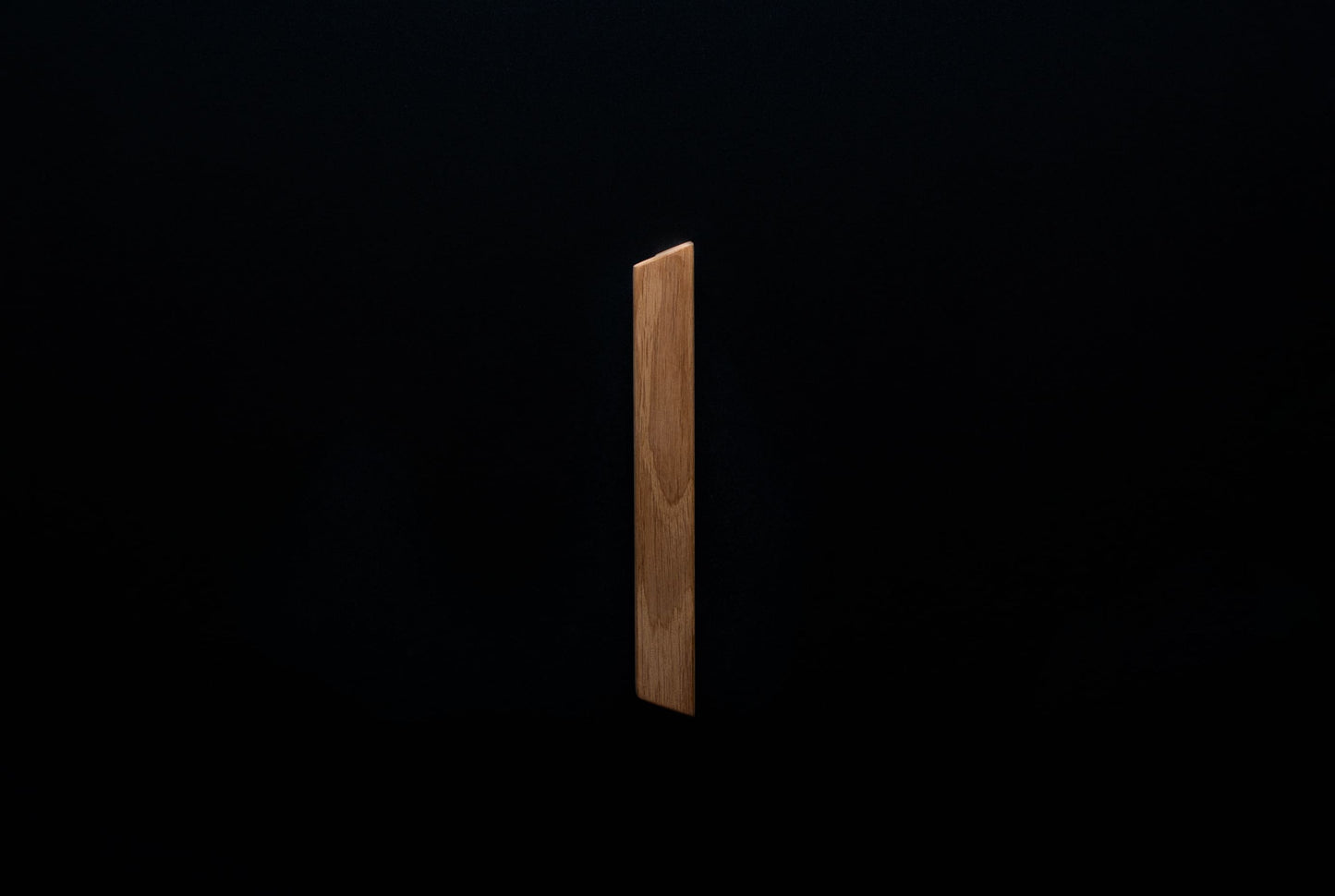Classic Angled Oak Cabinet Handle - OH006