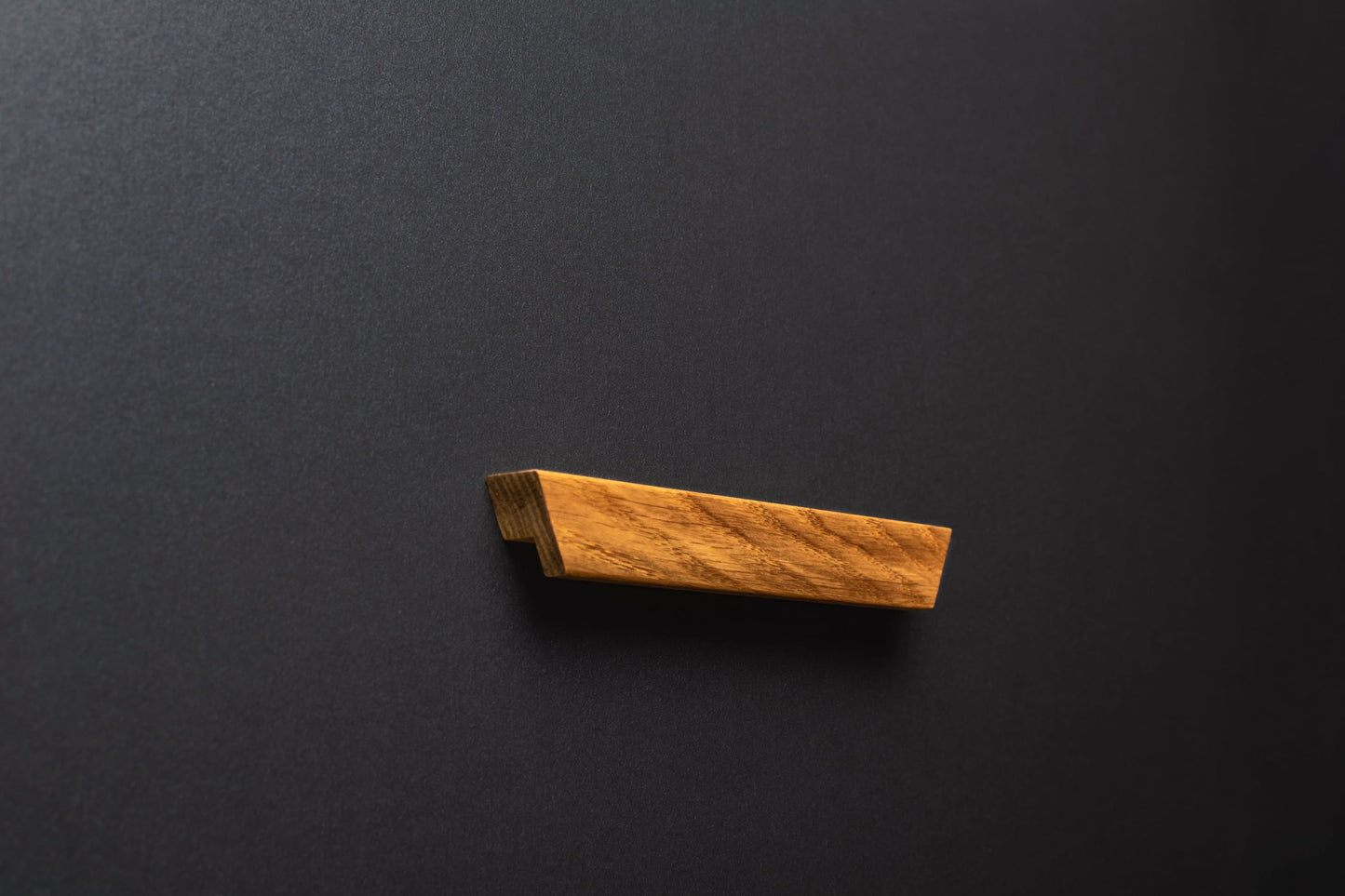 Classic Angled Oak Cabinet Handle - OH006