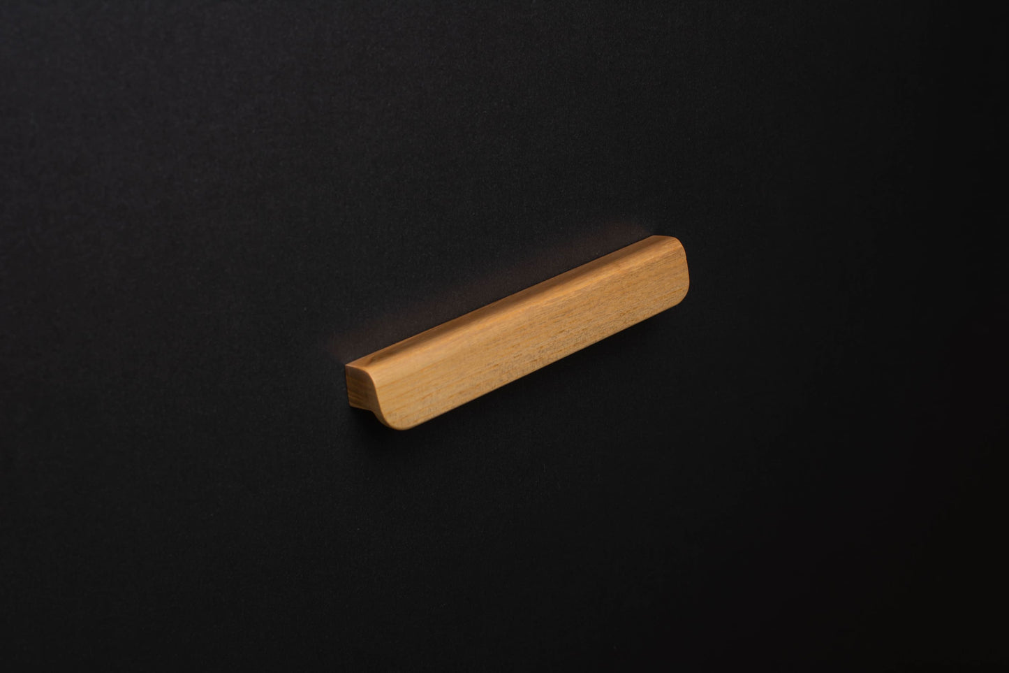 Classic Ash Cabinet Handle - AH010